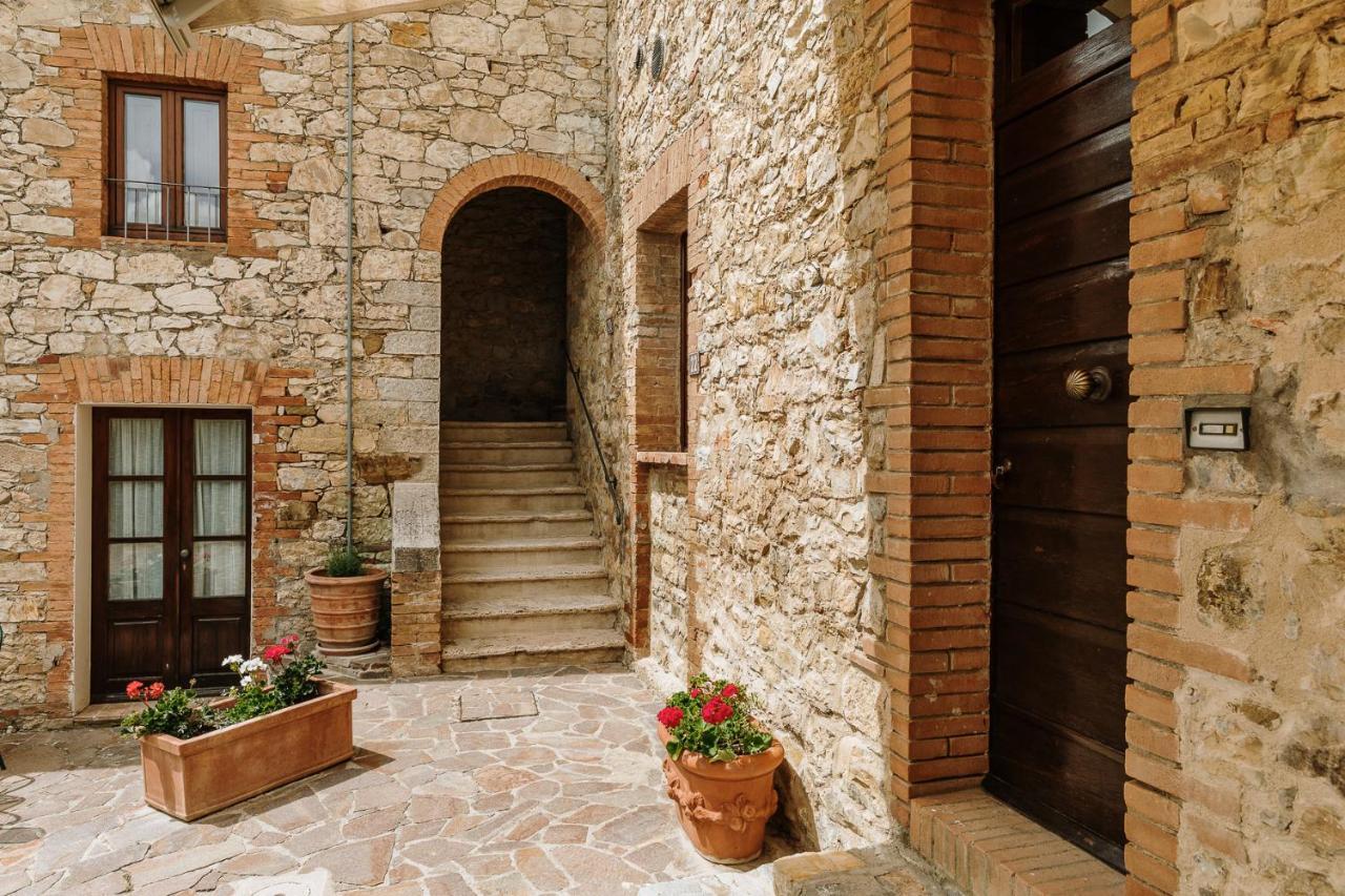 Borgo Villa A Sesta San Gusme Exterior foto